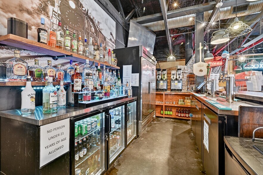 More Photos Of 301 N 1st St, Madill Restaurant For Sale