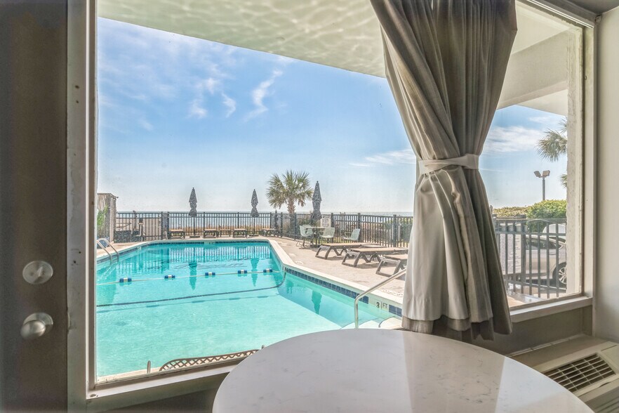 More Photos Of 2502 N Ocean Blvd, Myrtle Beach Hotel For Sale