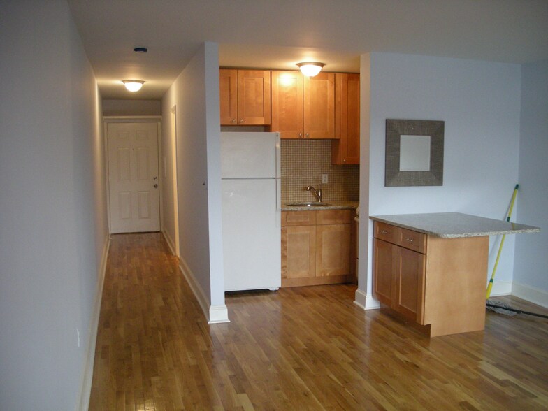 More Photos Of 340 Maple Ave, Westbury Apartments For Sale