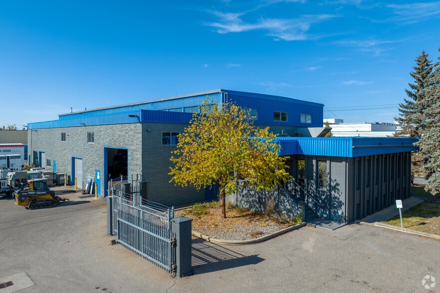 Primary Photo Of 5715 35th St SE, Calgary Manufacturing For Sale