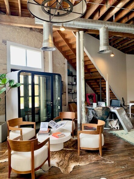 More Photos Of 125 Lamar St, San Antonio Restaurant For Lease