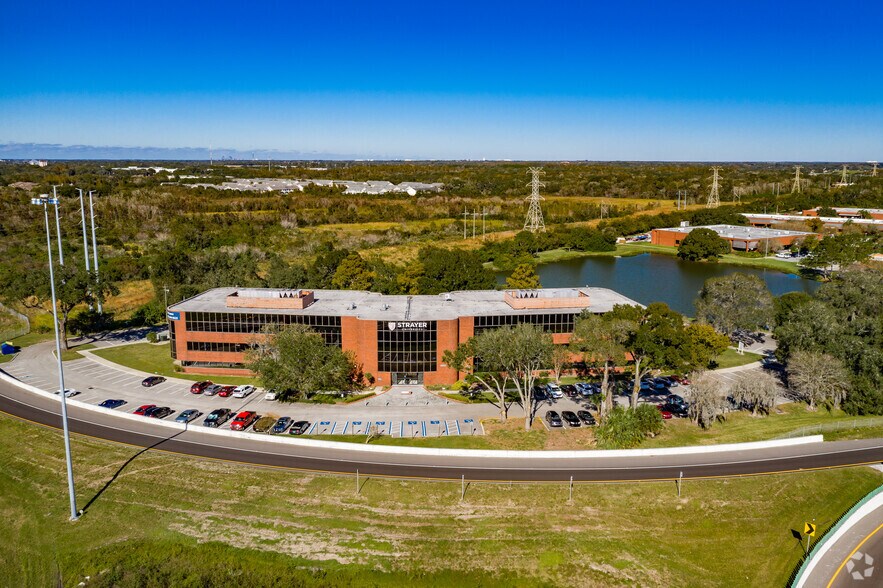 More Photos Of 5650 Breckenridge Park Dr, Tampa Office For Lease