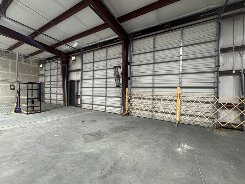 More Photos Of 101 Austin Bradley Ln, New Bern Warehouse For Lease