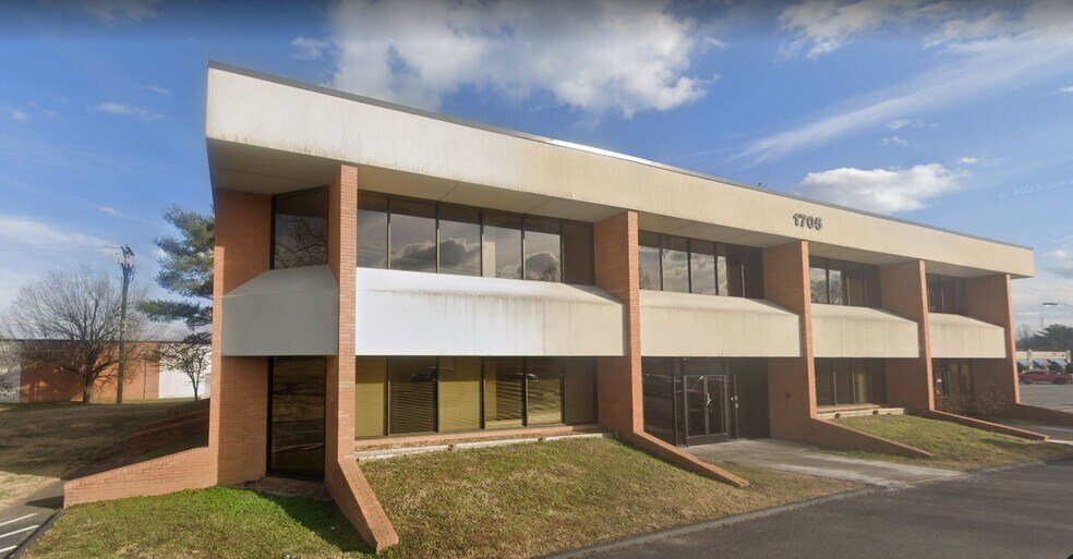 Primary Photo Of 1705 Columbia Ave, Franklin Office For Lease