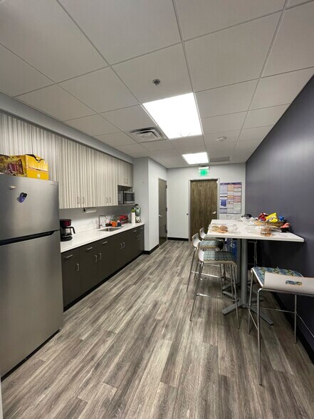 More Photos Of 1760 E Pecos Rd, Gilbert Medical For Lease