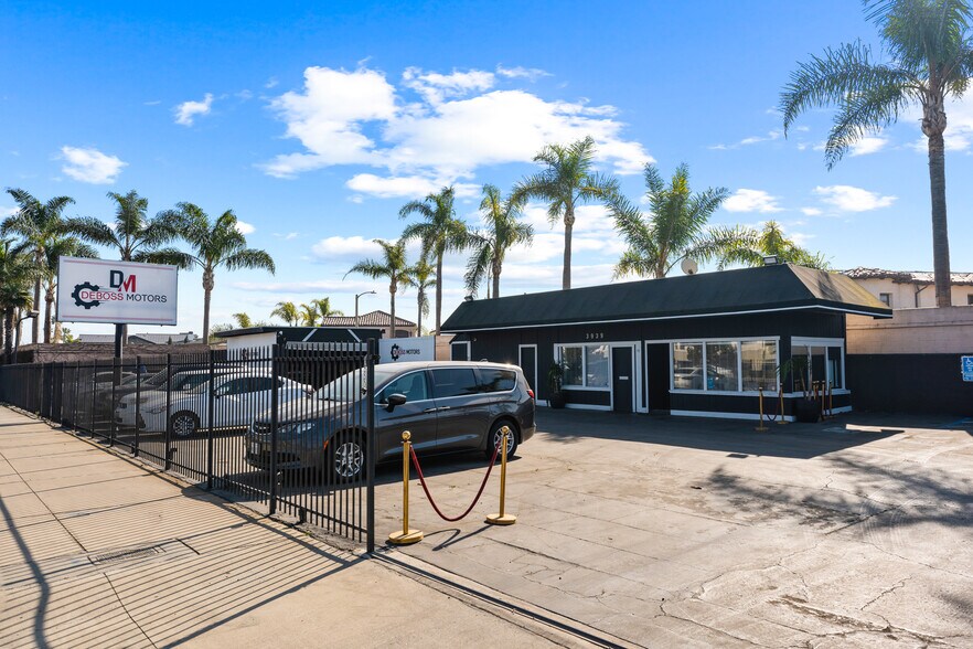 Primary Photo Of 3939 W Coast Hwy, Newport Beach Freestanding For Lease