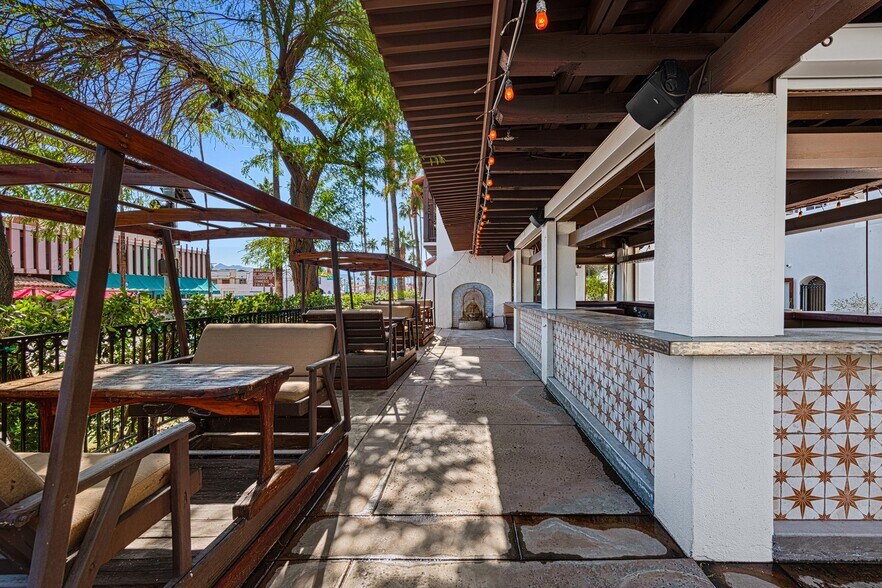 More Photos Of 369 N Palm Canyon Dr, Palm Springs Restaurant For Sale