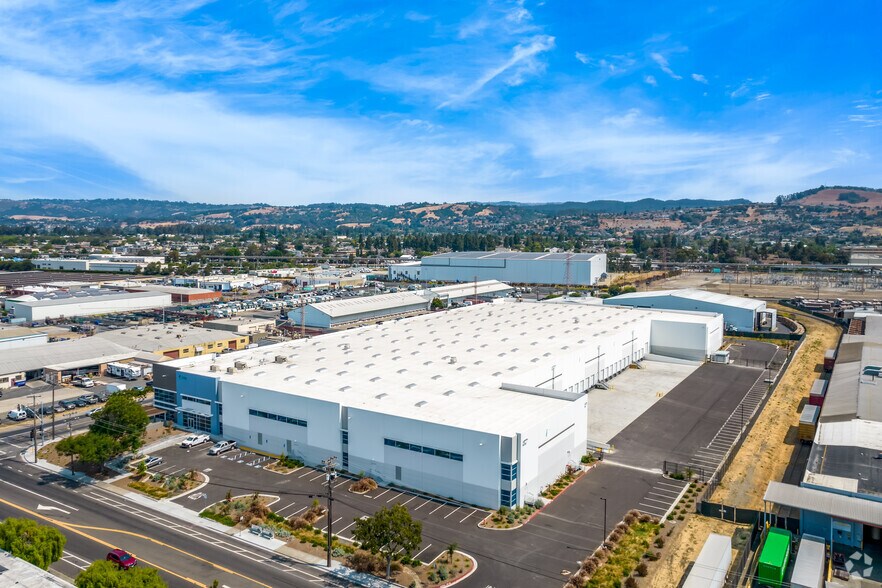 More Photos Of 2756 Alvarado St, San Leandro Warehouse For Lease