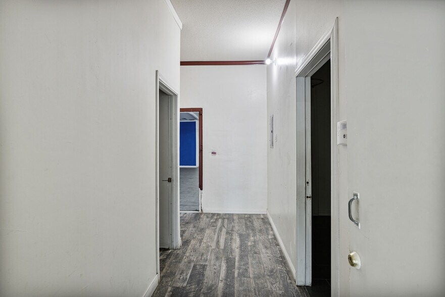 More Photos Of 13052 Hawthorne Blvd, Hawthorne General Retail For Sale
