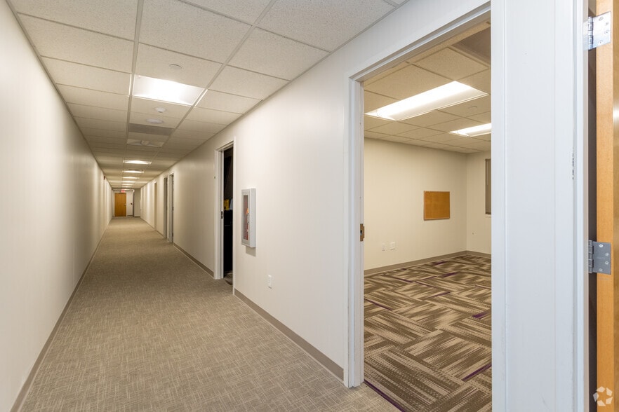 More Photos Of 156th & Q, Omaha Unknown For Lease