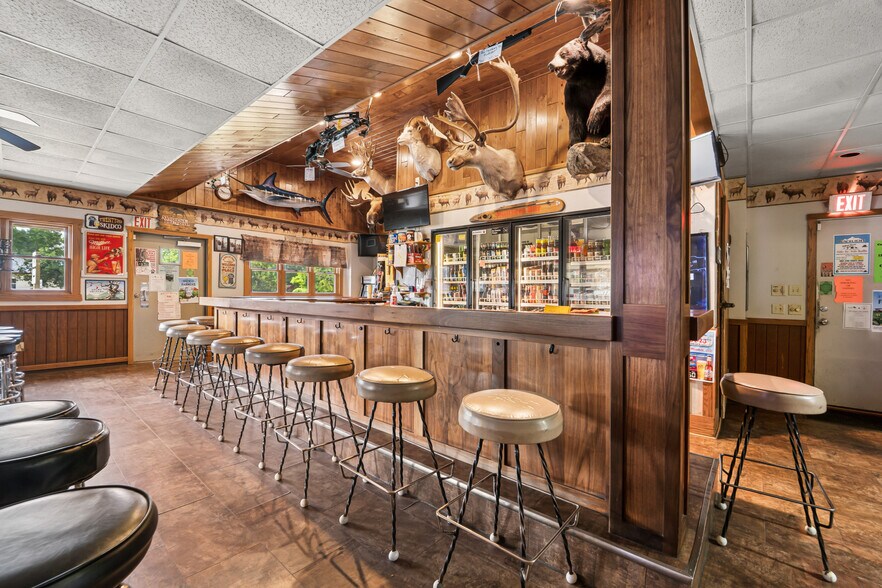More Photos Of E9102 State Road 96 Hwy, Fremont Restaurant For Sale