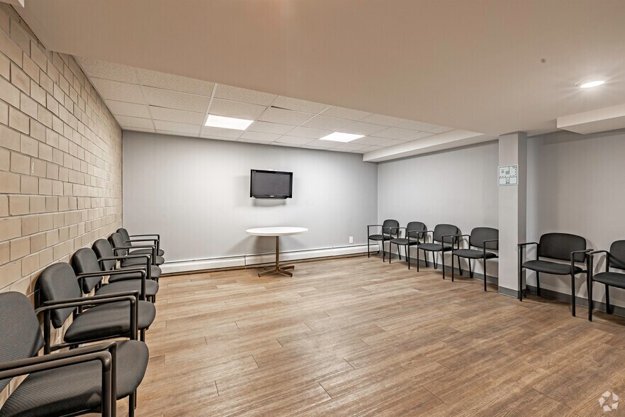 More Photos Of 2176 Central Park Ave, Yonkers Medical For Sale