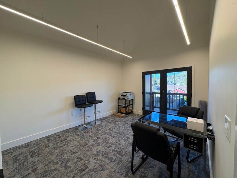 More Photos Of 190 W Napa St, Sonoma Office For Sale