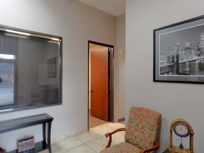 More Photos Of 6570 Naaman Forest Blvd, Garland Medical For Sale