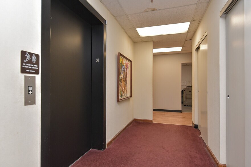 More Photos Of 2 Forest Ave, Oradell Medical For Sale