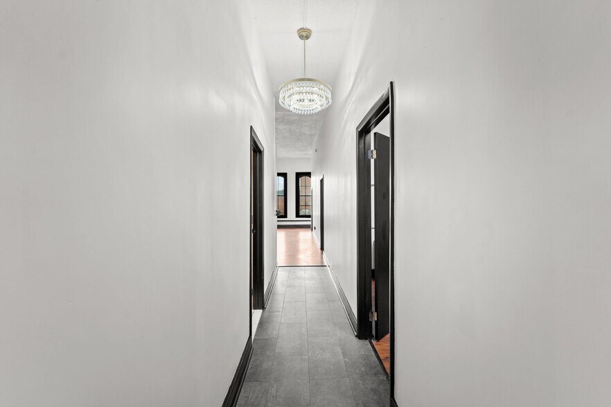 More Photos Of 136 Court St, Binghamton Apartments For Sale