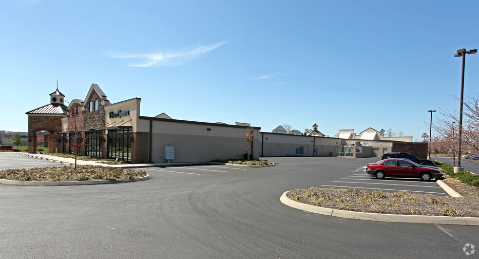 More Photos Of 750 Briarcliff Ave, Oak Ridge Unknown For Lease