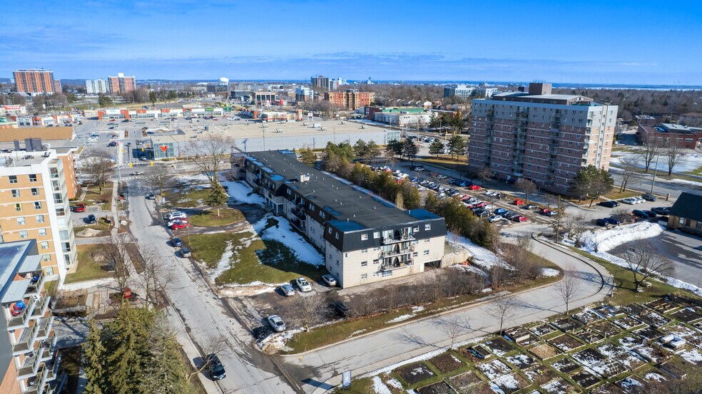 Primary Photo Of 20 Elmwood St, Kingston Apartments For Sale