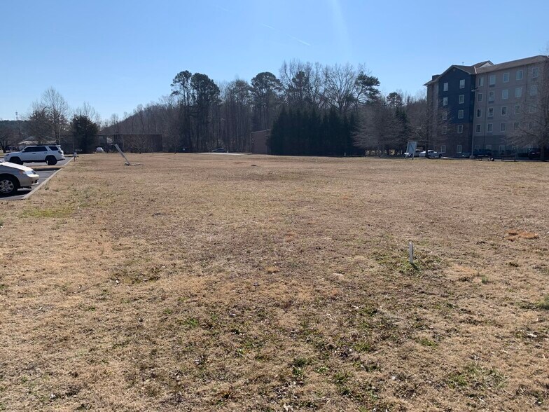 More Photos Of 420 S Illinois Ave, Oak Ridge Land For Sale