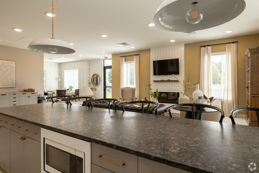 More Photos Of 1915 S Woodruff Ave, Idaho Falls Multifamily For Sale