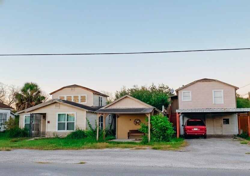 More Photos Of 319 W Main St, Bishop Multifamily For Sale
