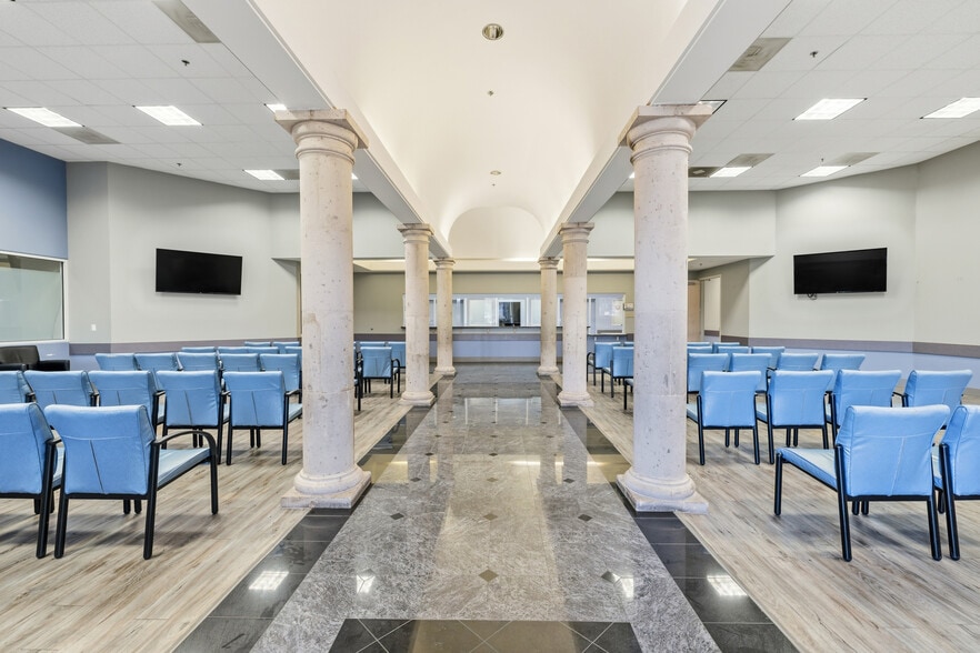 More Photos Of 2101 S Cynthia St, McAllen Medical For Lease