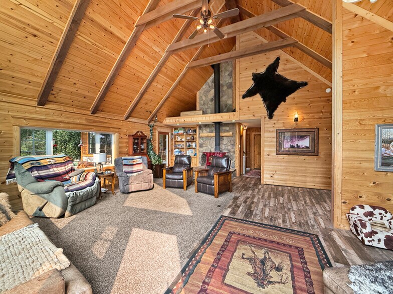 More Photos Of 37495 Boulder Flat Ln, Halfway Land For Sale
