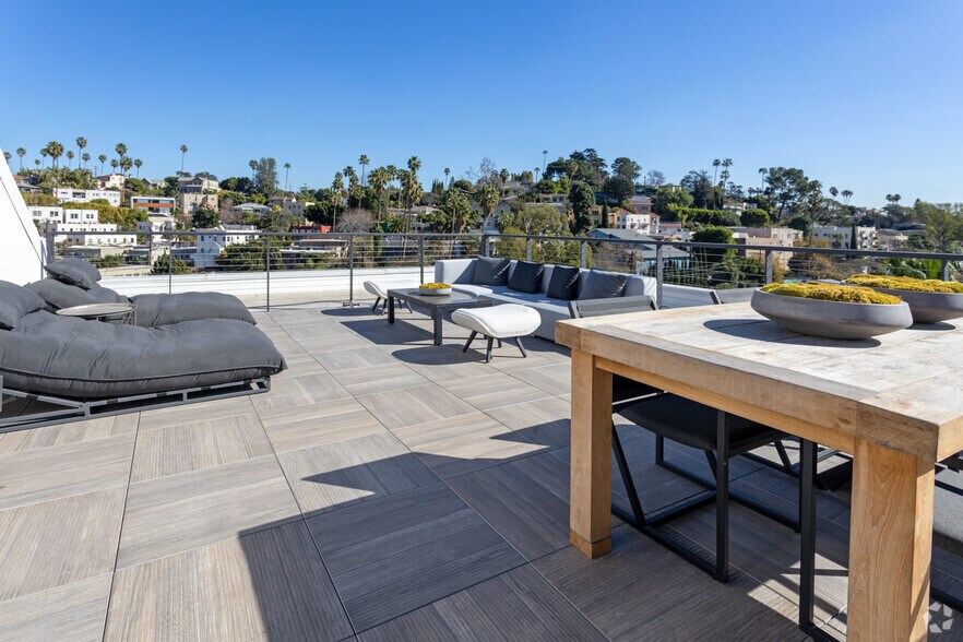 More Photos Of 3400 W Sunset Blvd, Los Angeles Apartments For Lease