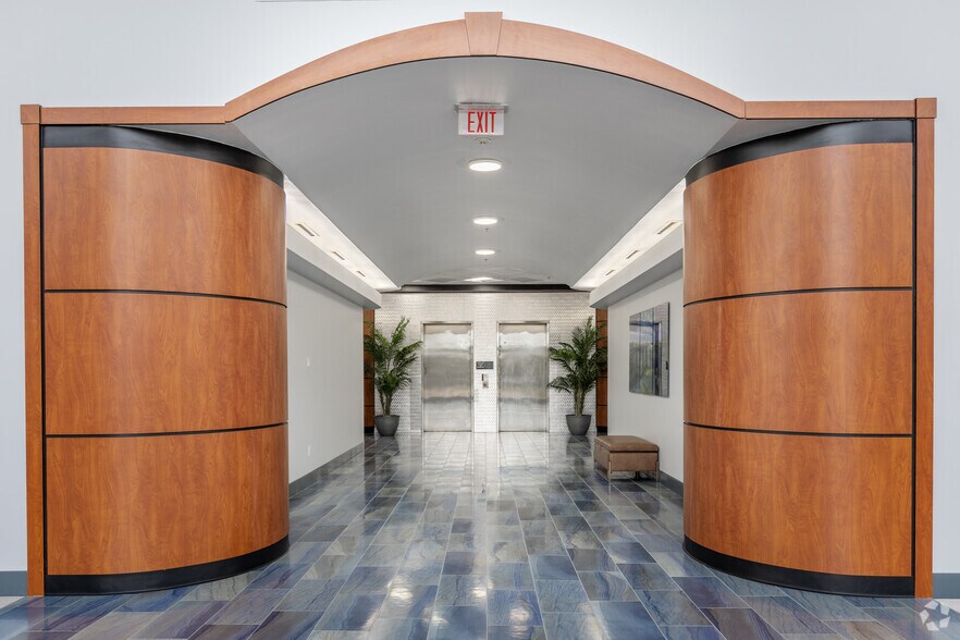More Photos Of 3101 Churchill Dr, Flower Mound Medical For Lease