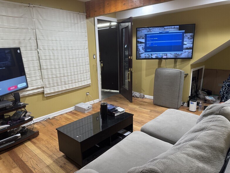 More Photos Of 4519 W Lake St, Chicago Warehouse For Sale