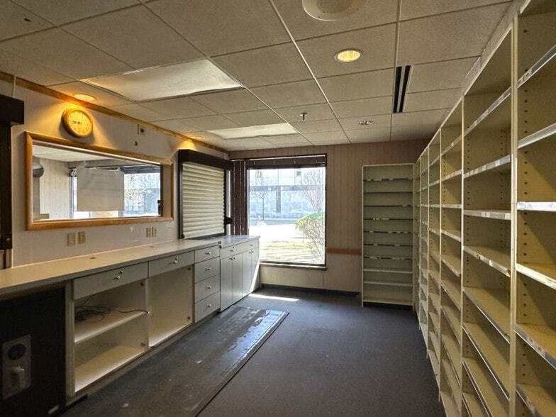 More Photos Of 301 W 1st St, Dayton Medical For Sale