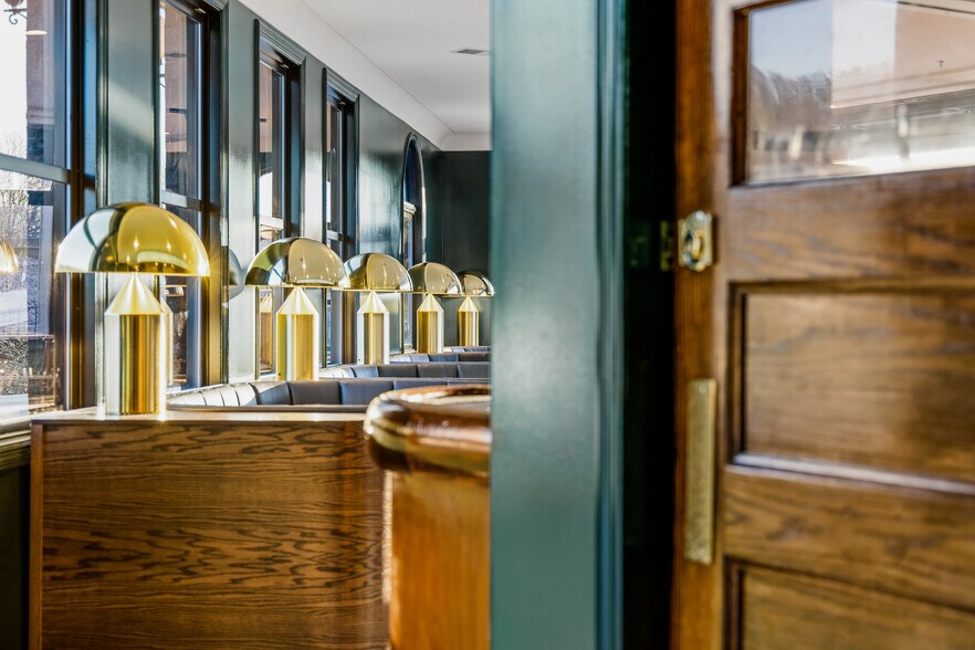 More Photos Of 5503 Main St, Ooltewah Flex For Sale