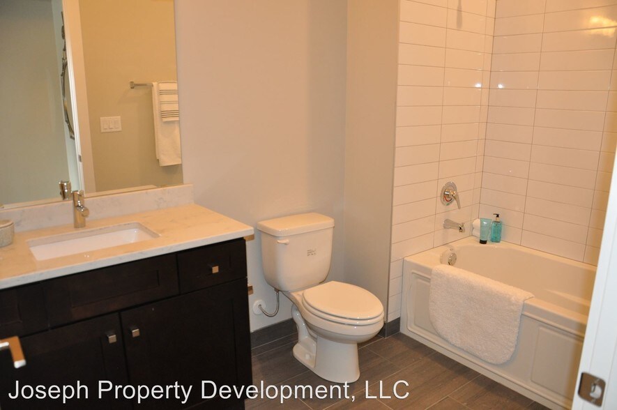 More Photos Of 4175 N Oakland Ave, Shorewood Multifamily For Sale