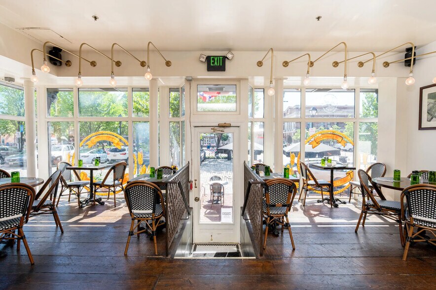 More Photos Of 814 S Broadway, Baltimore Storefront Retail Residential For Lease