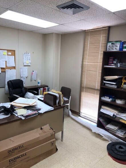More Photos Of 4221 Linwood Ave, Shreveport Office For Sale