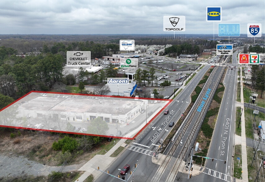 Primary Photo Of 6401 N Tryon St, Charlotte Auto Repair For Lease