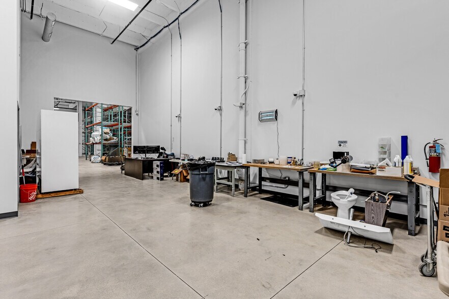 More Photos Of 13801 SW 119th Ave, Miami Warehouse For Lease