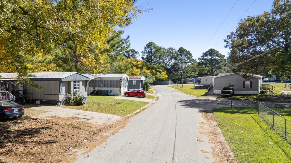 More Photos Of 2926 Una St, Birmingham Manufactured Housing Mobile Home Park For Sale