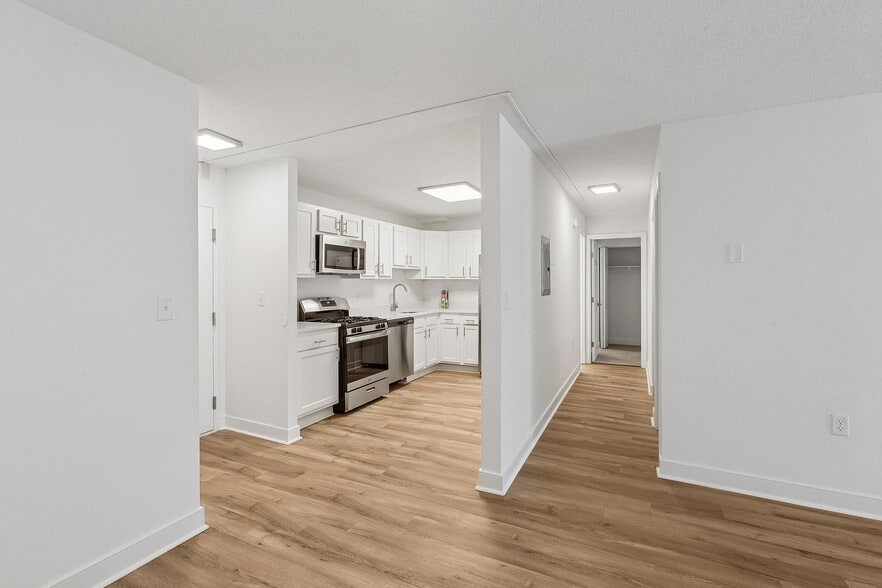 More Photos Of 8750 Georgia Ave, Silver Spring Apartments For Lease