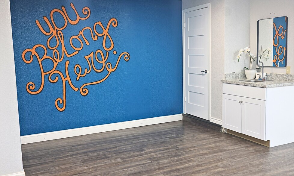 More Photos Of 7708 Maplewood Ave, North Richland Hills Schools For Lease