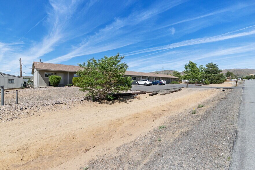 More Photos Of 155-165 Esmeralda Dr, Carson City Apartments For Sale