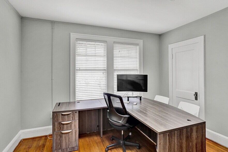 More Photos Of 2258 Riverside Ave, Jacksonville Office For Sale