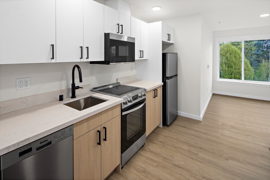 More Photos Of 711 N 35th St, Seattle Apartments For Lease