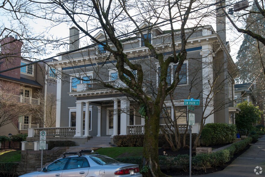 More Photos Of 2188 SW Park Pl, Portland Office For Sale