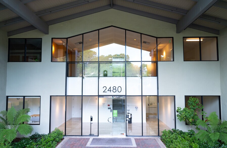 More Photos Of 2480 Sand Hill Rd, Menlo Park Office For Lease