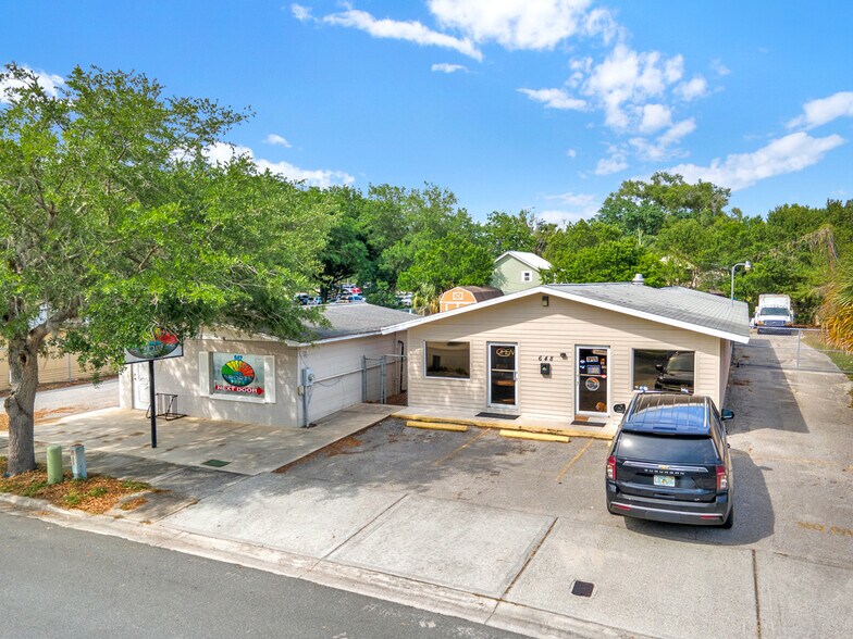 More Photos Of 648 S Commerce Ave, Sebring Freestanding For Sale