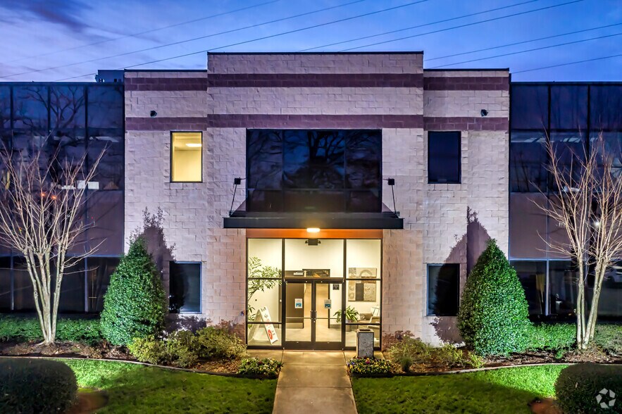 More Photos Of 19109 W Catawba Ave, Cornelius Coworking Space