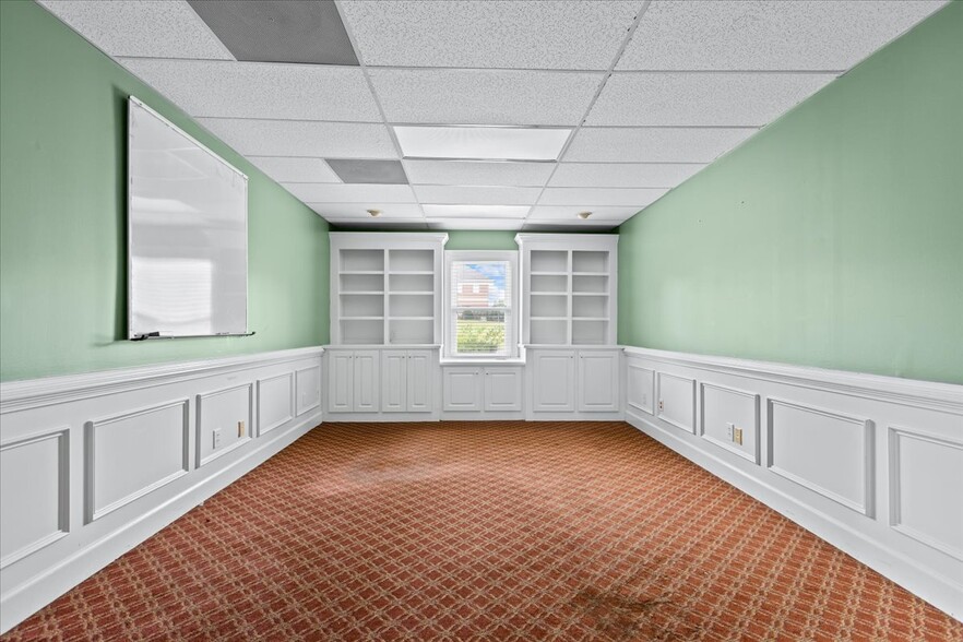 More Photos Of 883 Commerce Dr SW, Conyers Office For Sale