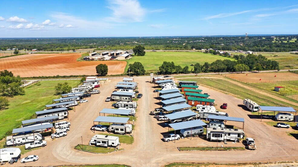 More Photos Of 351 My Ln, Millsap Trailer Camper Park For Sale