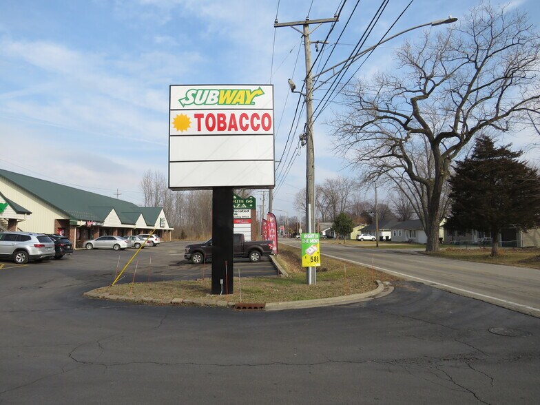 More Photos Of 290-298 S Front St, Braidwood Freestanding For Lease